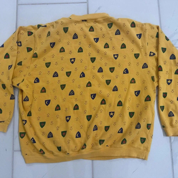 The Great Plains Clothing Company Size Large Mustard Yellow Sweatshirt - Crest - Picture 4 of 7